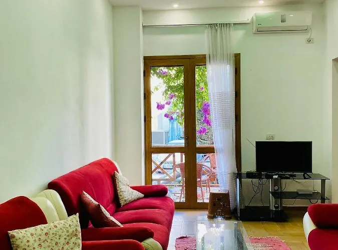 Lux * Golem (Tirana)